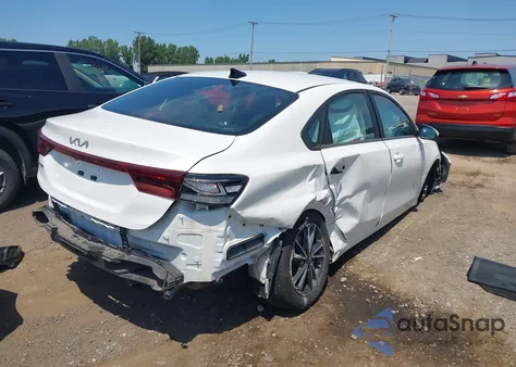 2024 Kia Forte Lxs из США, поврежденный, VIN 3KPF24ADXRE696092